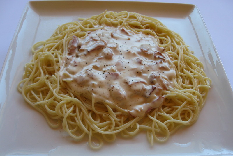 ESPAGUETIS CARBONARA